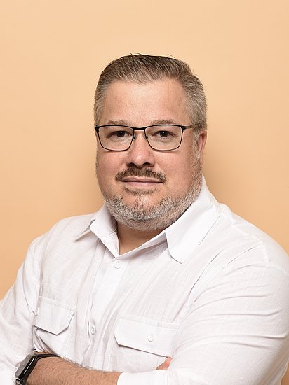 Geschäftsführer: Volker C. Schmidt